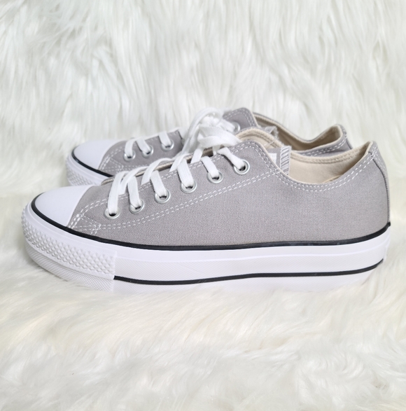 Converse Chuck Taylor All Star Low Top Gray 7 Women / 5 Men NWOB - Picture 4 of 6